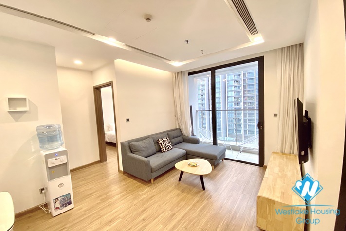 Elegant 01 bedroom apartment in good quality building in M1- Vinhomes Metropolis. 